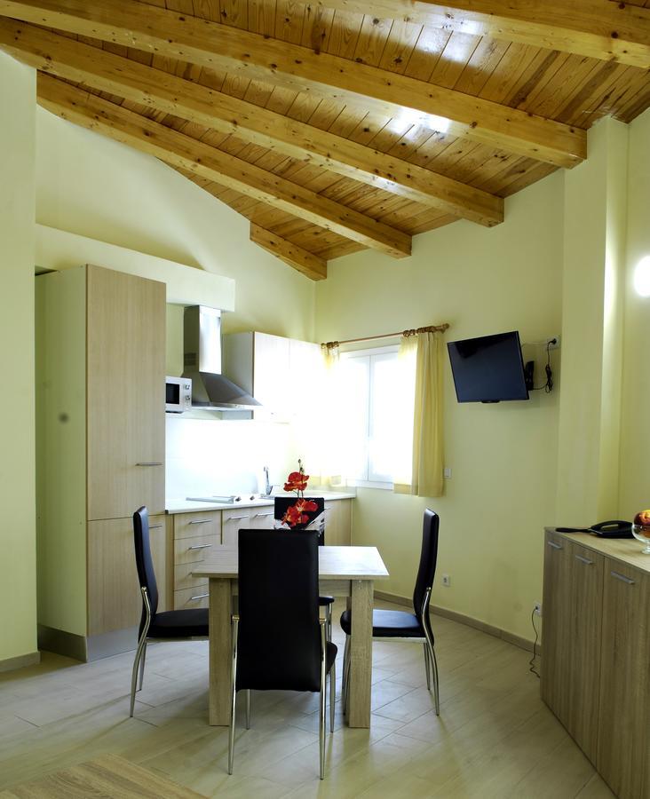 Apartamentos Giuliano Empuriabrava Exterior photo