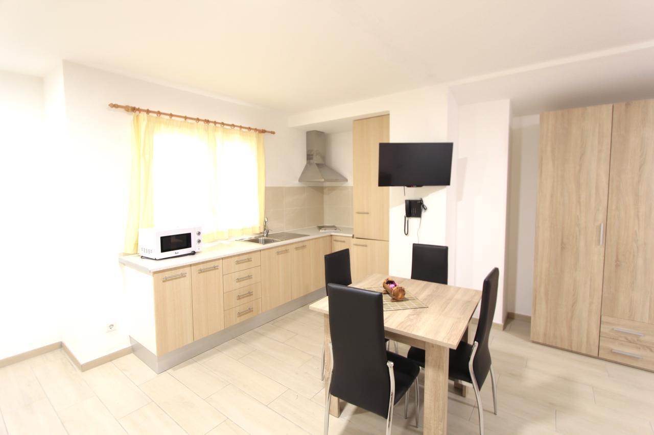 Apartamentos Giuliano Empuriabrava Exterior photo