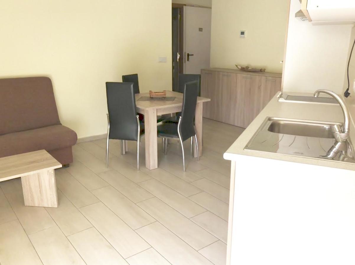 Apartamentos Giuliano Empuriabrava Exterior photo